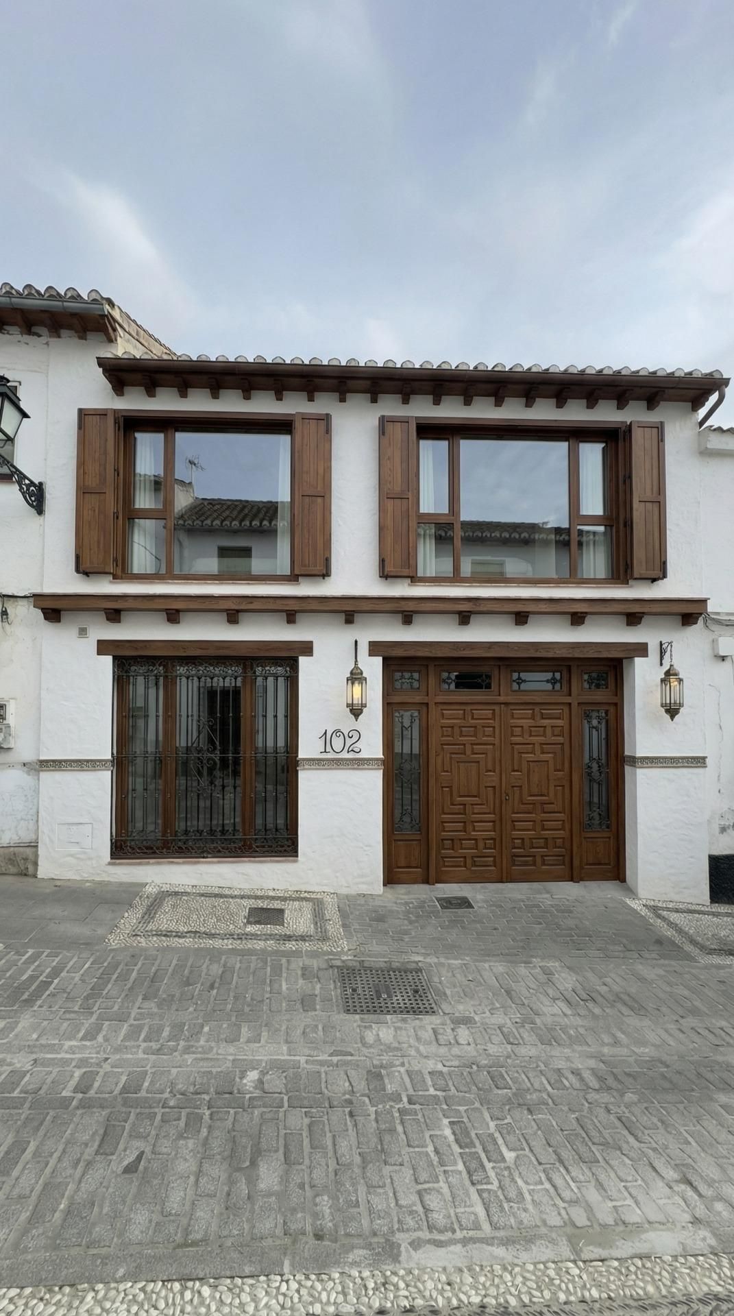 Exterior view of Single-family semi-detached for sale in  Granada Capital