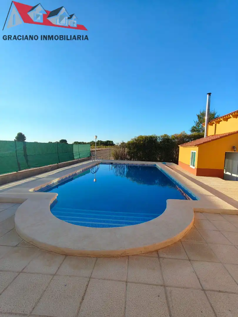Villa mit Pool zum Verkauf in Pedanías - Extrarradio