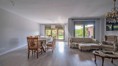 Foto 4 de Casa adosada en venda a Conde Orgaz - Piovera, Madrid