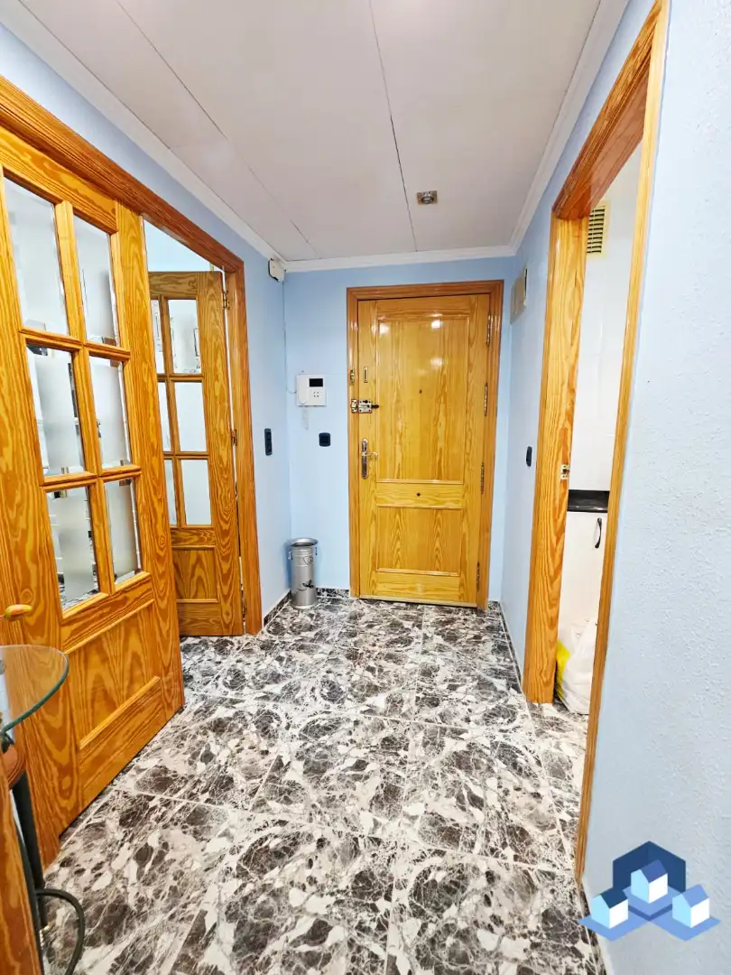 Flat for sale in Lorca  with Air Conditioner, Heating and Storage room