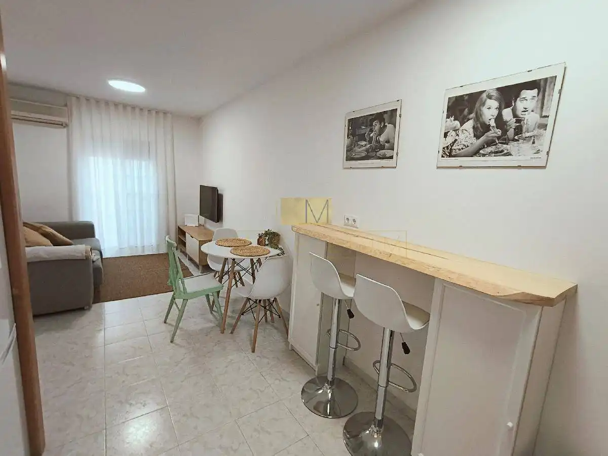 Dining room of Flat for rent in Vilanova i la Geltrú  with Air Conditioner and Furnished
