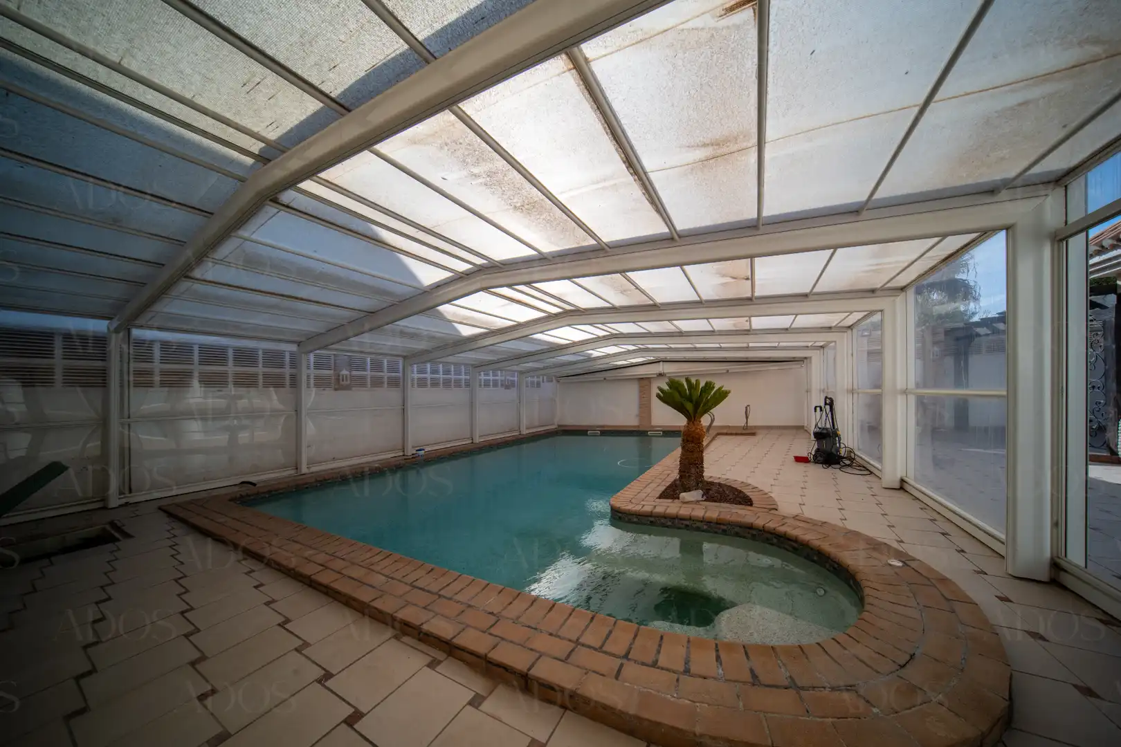 Houses for sale in Calle Fernando Casinello, Aguadulce Sur