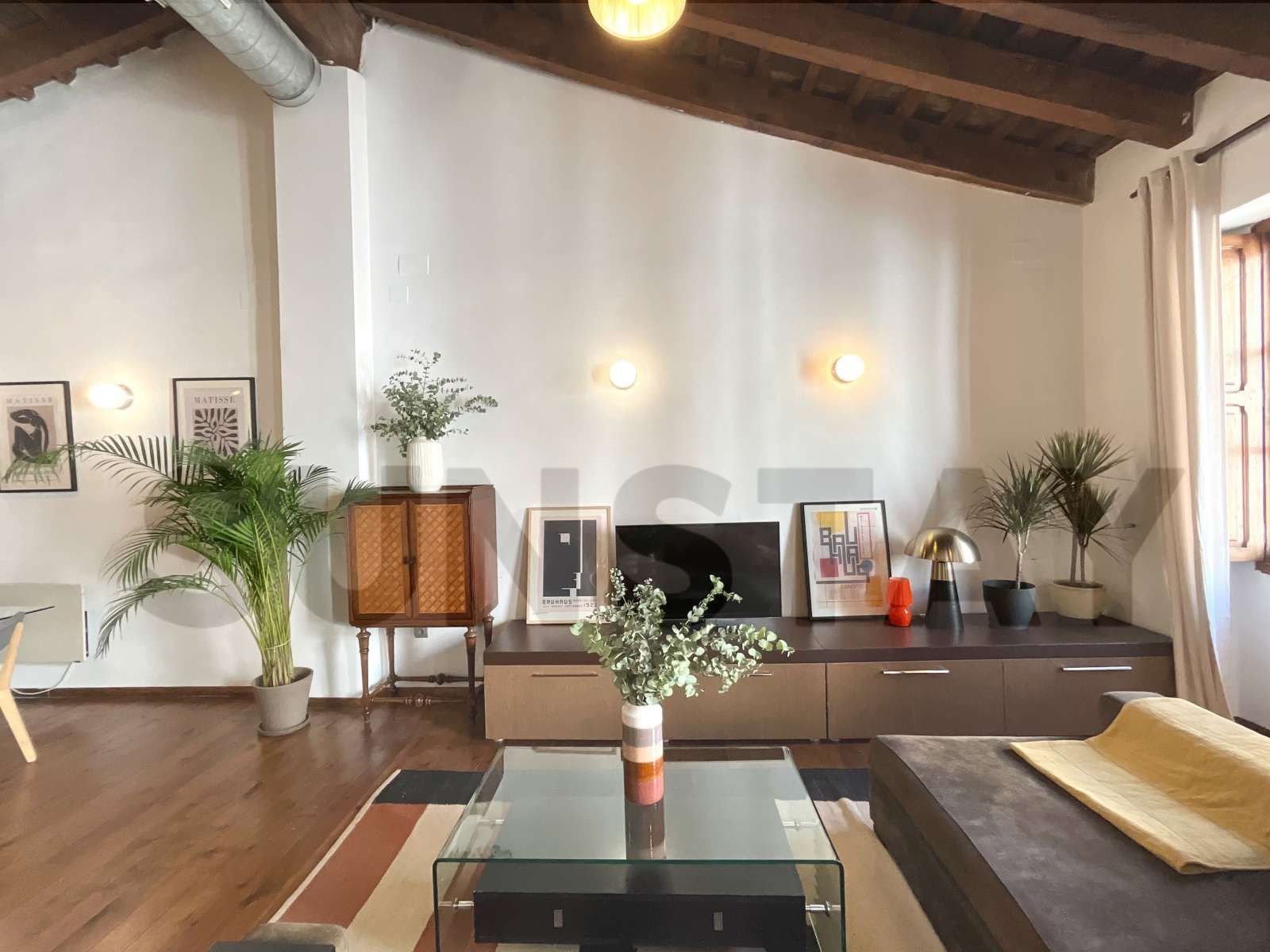 Living room of Study for share in  Valencia Capital  with Air Conditioner, Heating and Terrace