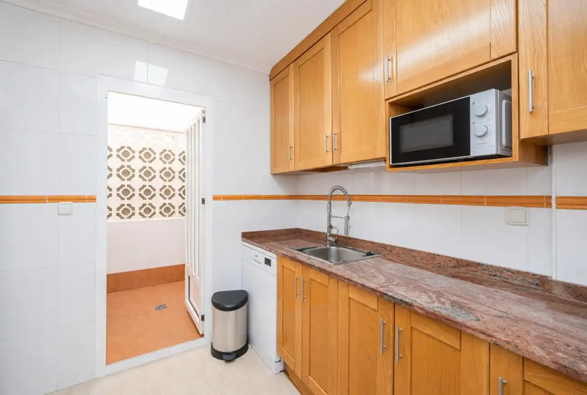 Bajo con terraza en venta en Carrer Bahia, imagen 11