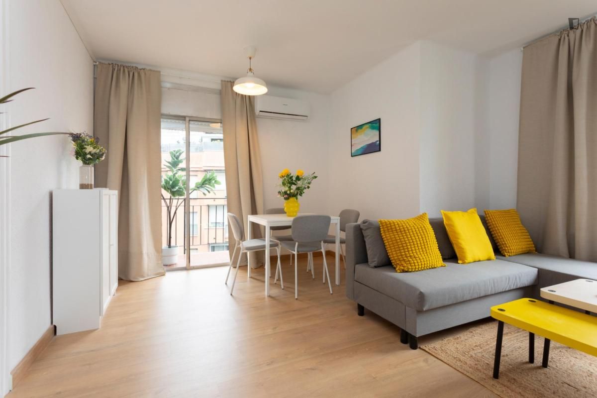 Sala de estar de Apartamento de alquiler en  Barcelona Capital con Aire acondicionado, Amueblado y Horno