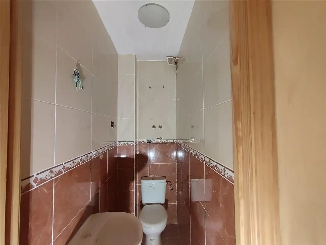 Badezimmer von Erdgeschoss zum Verkauf in Pastrana