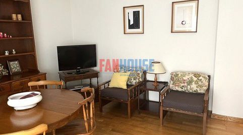 Foto 4 von Wohnung zur Miete in Torcuato Fernández Miranda, El Bibio - Parque, Gijón