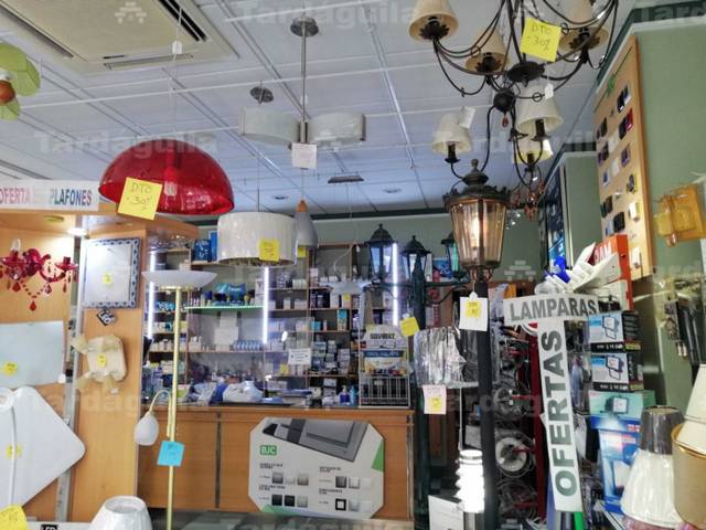 Local comercial en Alquiler en Estación