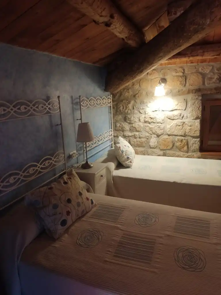 Habitación de Finca rústica en venta en Valdeltormo con Calefacción, Jardín privado y Terraza