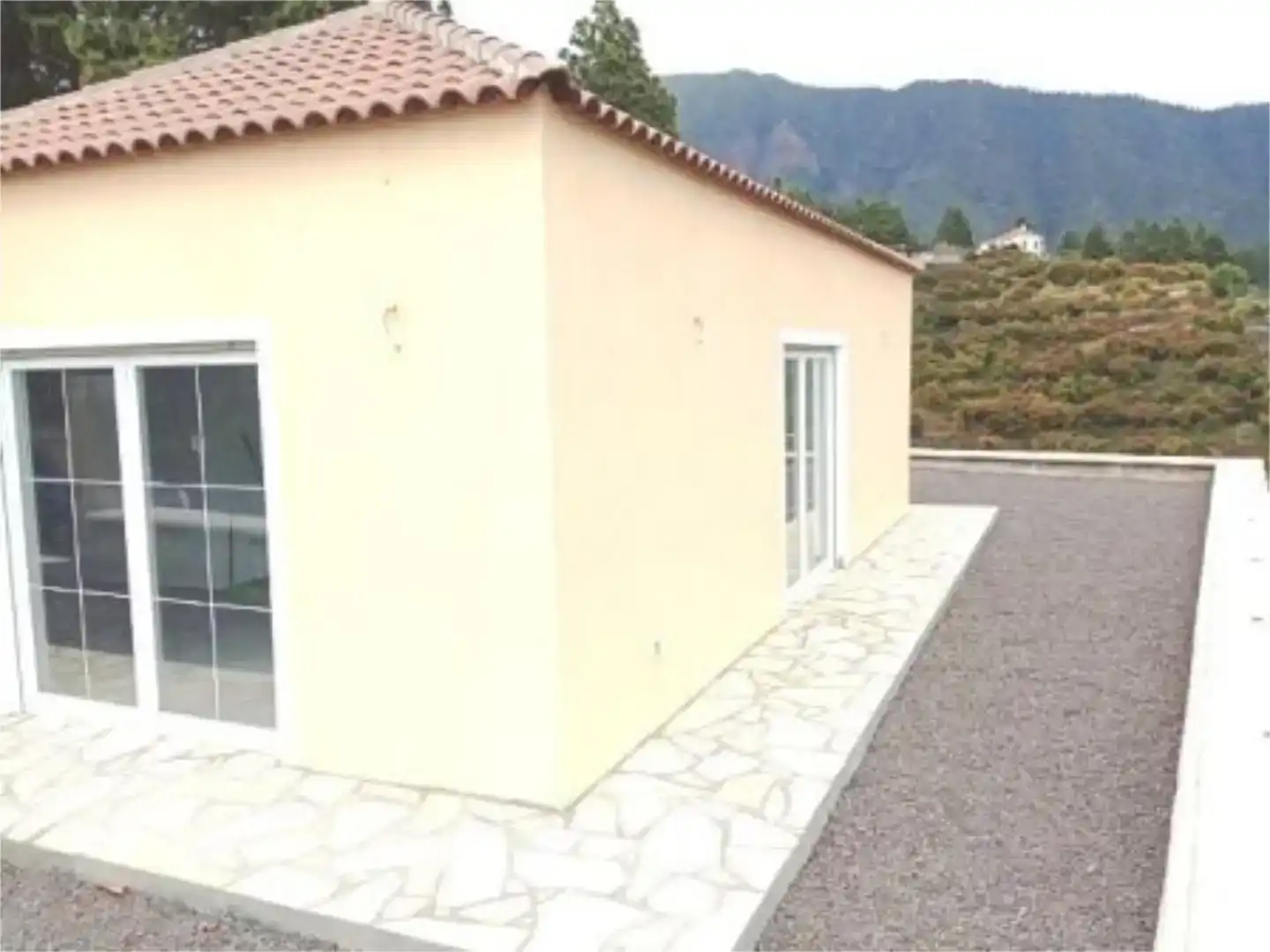 Vista exterior de Casa o chalet en venta en El Paso con Aire acondicionado