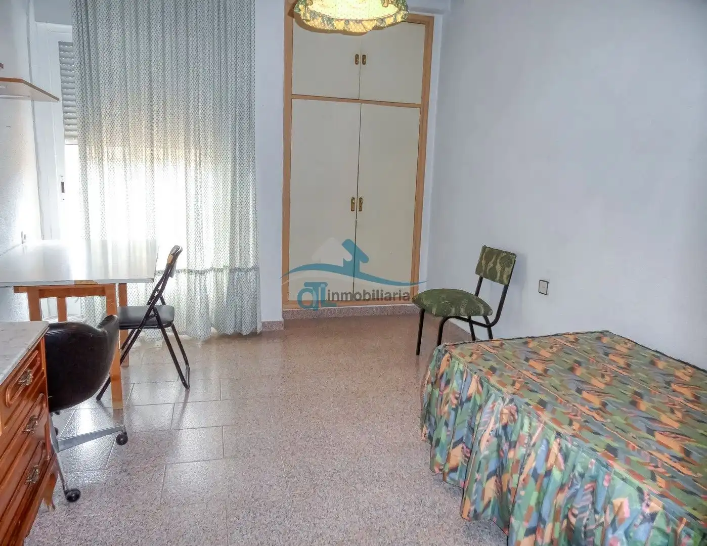 Schlafzimmer von Wohnung zur Miete in Linares mit Klimaanlage, Heizung und Möbliert