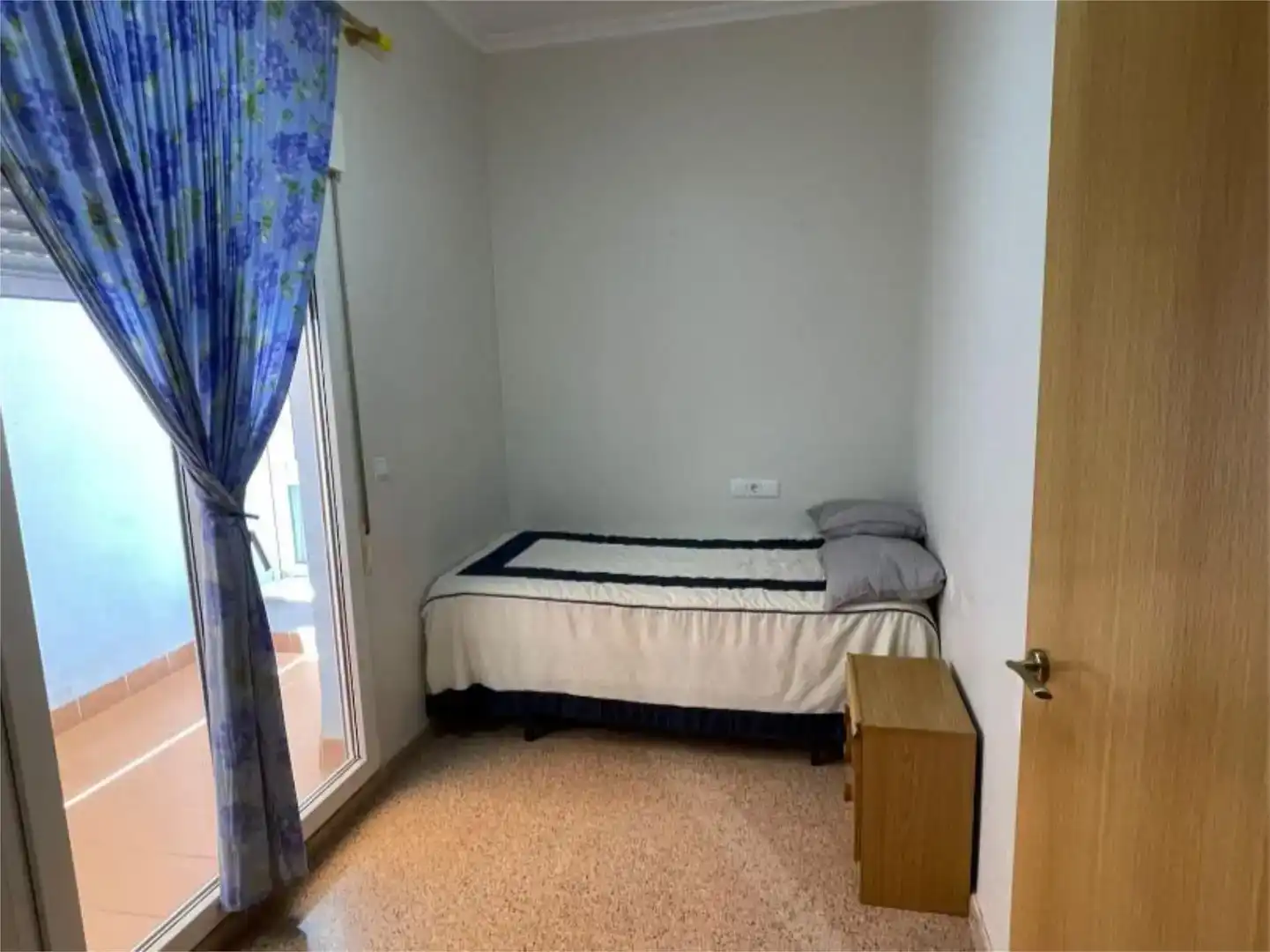 Habitación de Piso en venta en Villena con Trastero y Amueblado
