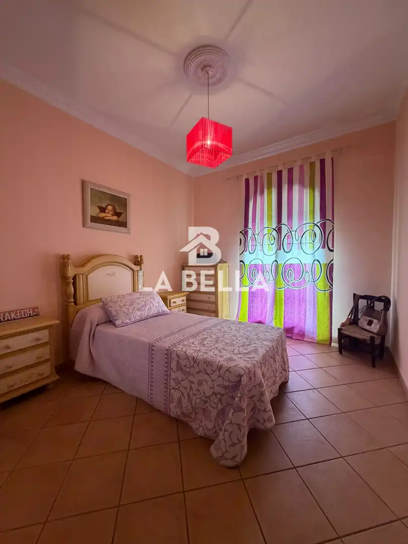 Dormitori de Casa o xalet en venda en Umbrete amb Aire condicionat, Traster i Moblat
