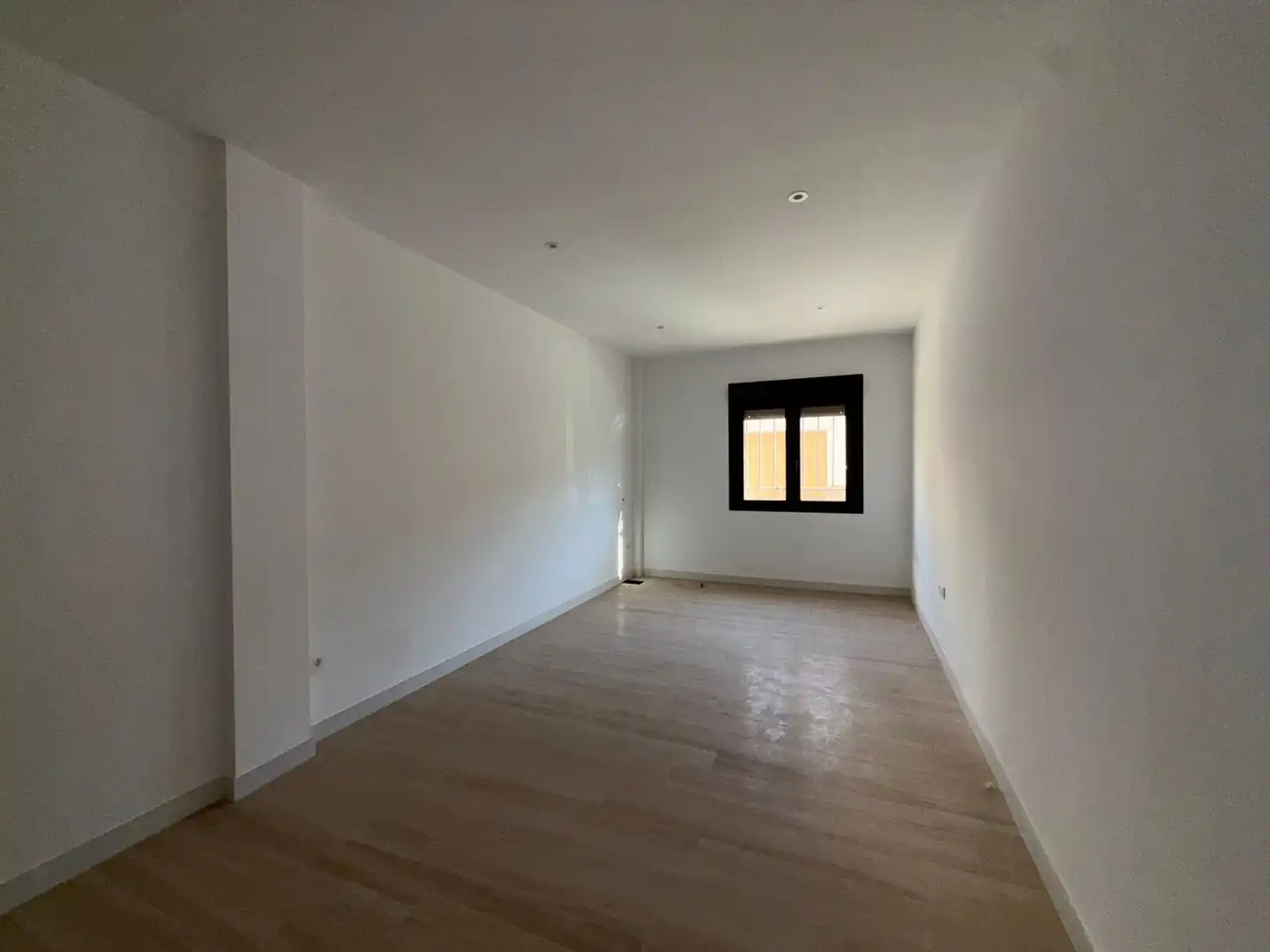 Piso en venta en Tomelloso con Aire acondicionado, Calefacción y Jardín privado