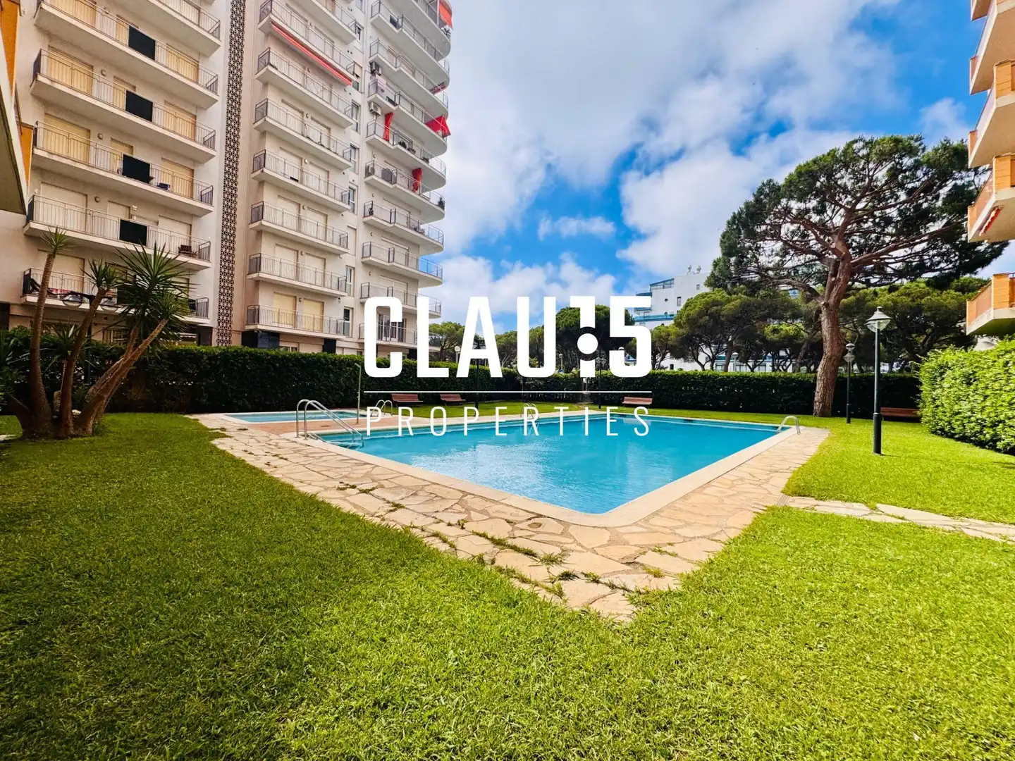 Exterior view of Flat for sale in Blanes  with Heating, Parquet flooring and Balcony