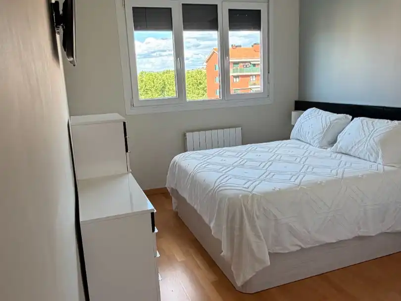 Bedroom of Flat for sale in Miranda de Ebro  with Balcony