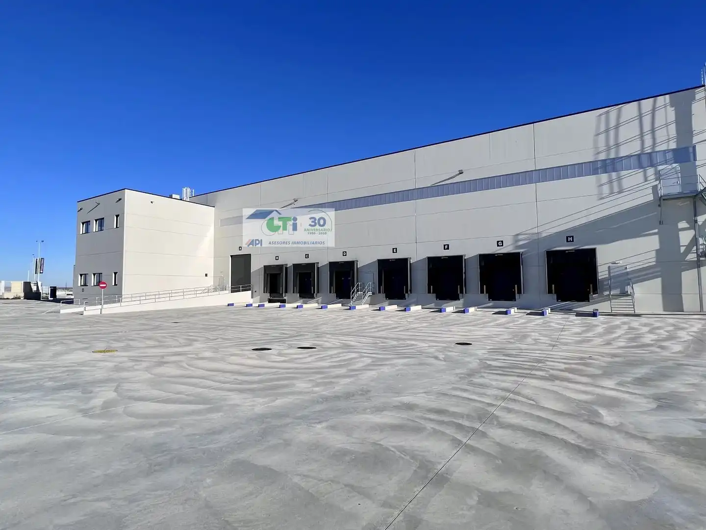 Nave industrial in affitto a RONDA DEL AEROPUERTO, imagen 4