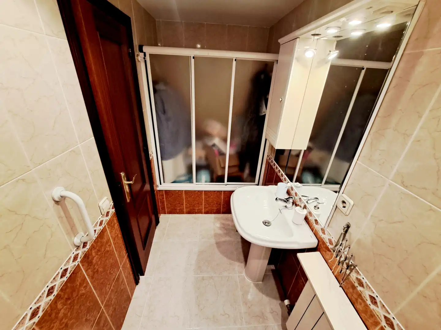 Badezimmer von Wohnung zum Verkauf in Mataró mit Klimaanlage, Heizung und Ofen