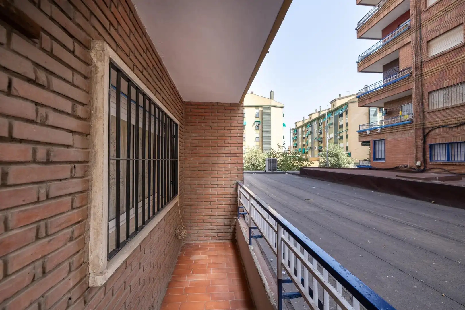 Exterior view of Flat for sale in Granada  with Terrace, Furnished and Balcony