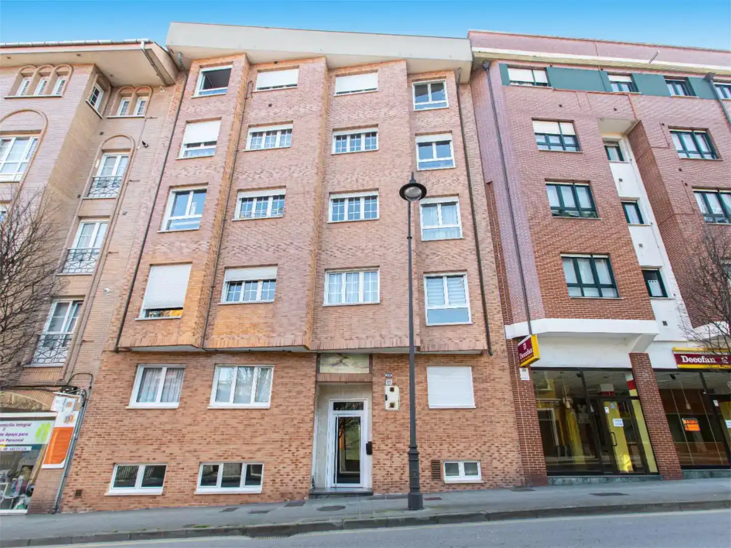 Außenansicht von Wohnung zur Miete in Gijón 