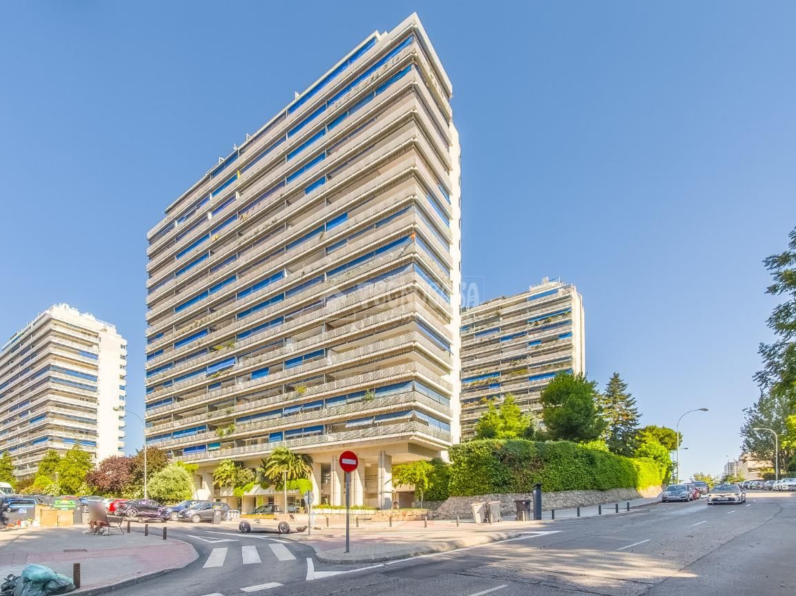 Vista exterior de Piso en venta en  Madrid Capital con Calefacción, Terraza y Balcón