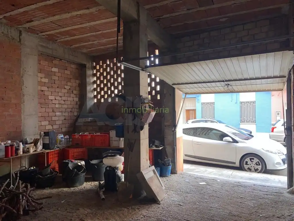 Nave industrial en venta en L'Alcúdia