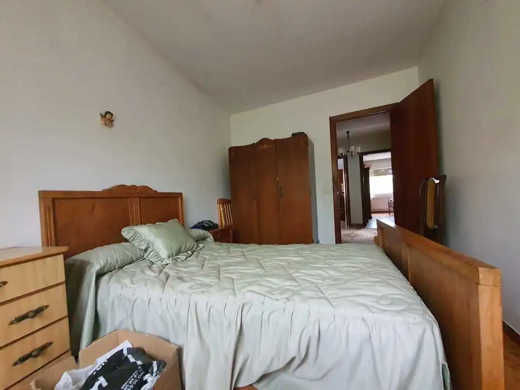 Dormitori de Casa o xalet en venda en Llanes amb Calefacció i Jardí privat
