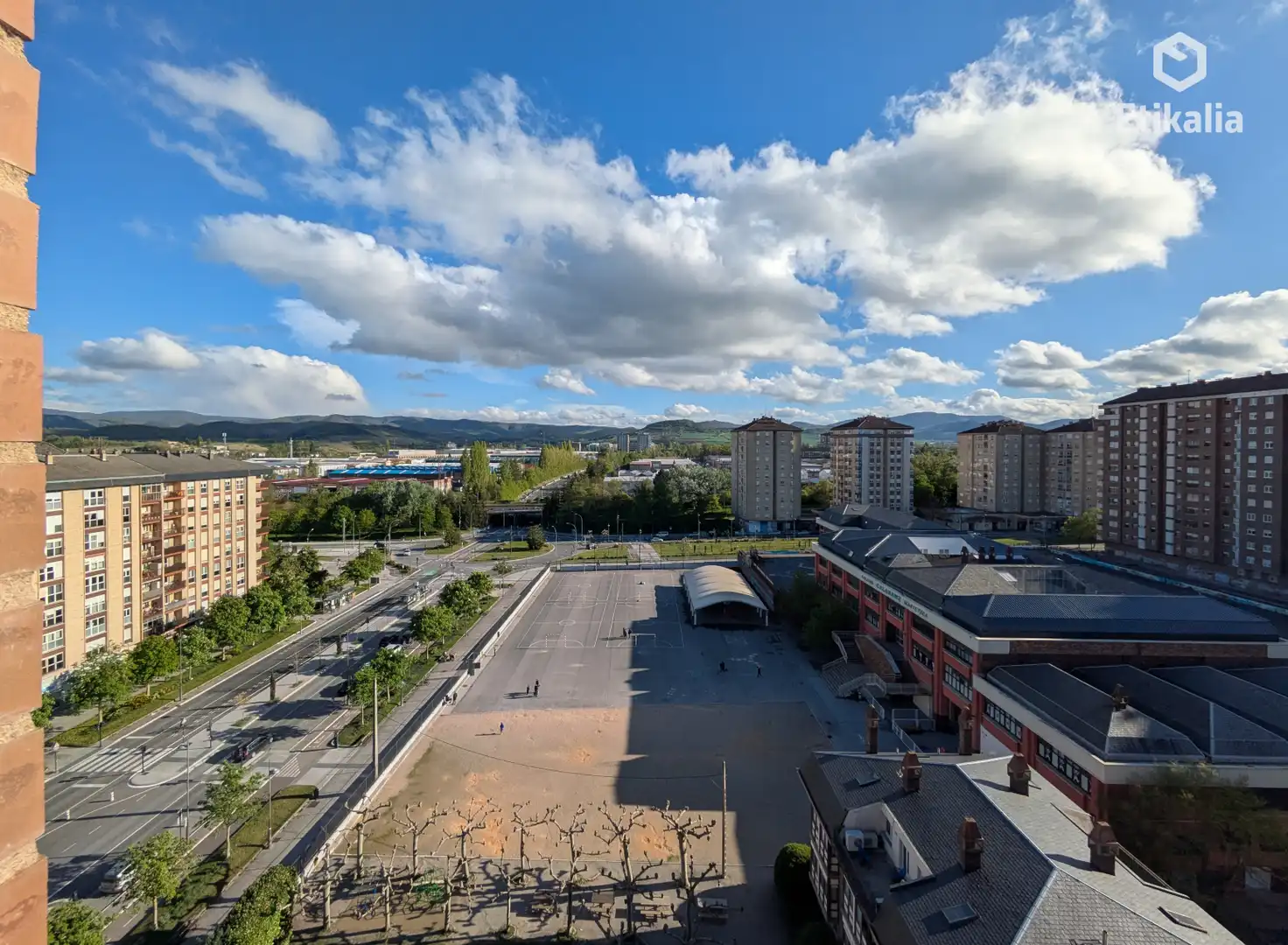 Vista exterior de Pis de lloguer en Vitoria - Gasteiz amb Calefacció i Moblat