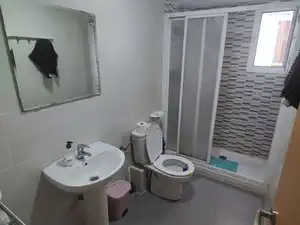 Badezimmer von Wohnung zur untervermieten in Málaga mit Möbliert