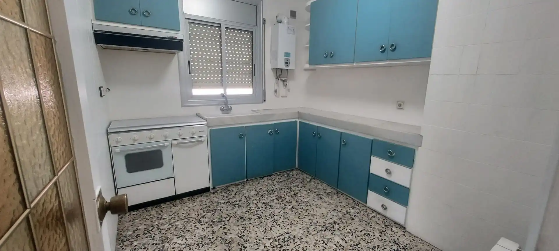 Cocina de Casa o chalet en venta en Barberà del Vallès con Calefacción, Jardín privado y Terraza