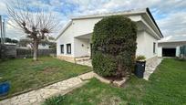 Vista exterior de Casa o xalet en venda en Caldes de Montbui amb Aire condicionat, Calefacció i Jardí privat