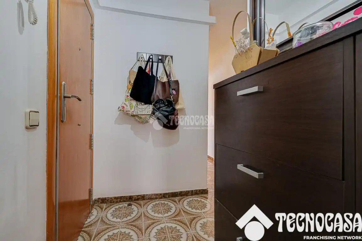 Piso con terraza en venta en Nou Barris, imagen 36