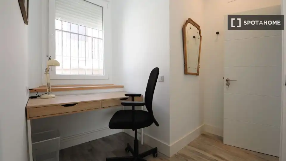 Room in El Pópulo - Santa María