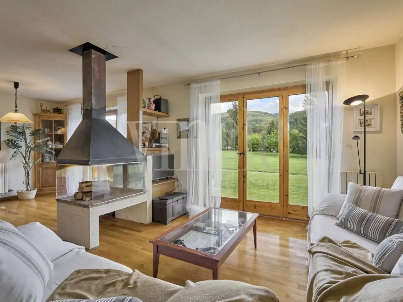 Living room of Detached homes for sale in Puigcerdà  with Heating, Parquet flooring and Terrace