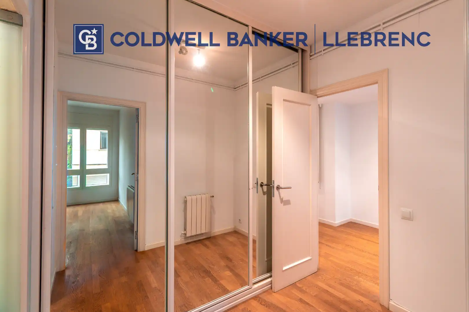 Piso en venta en Barcelona con Calefacción, Parquet y Terraza
