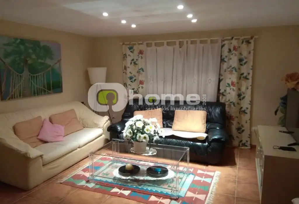 Living room of Houses for sale in San Cebrián de Castro  with Private garden and Furnished