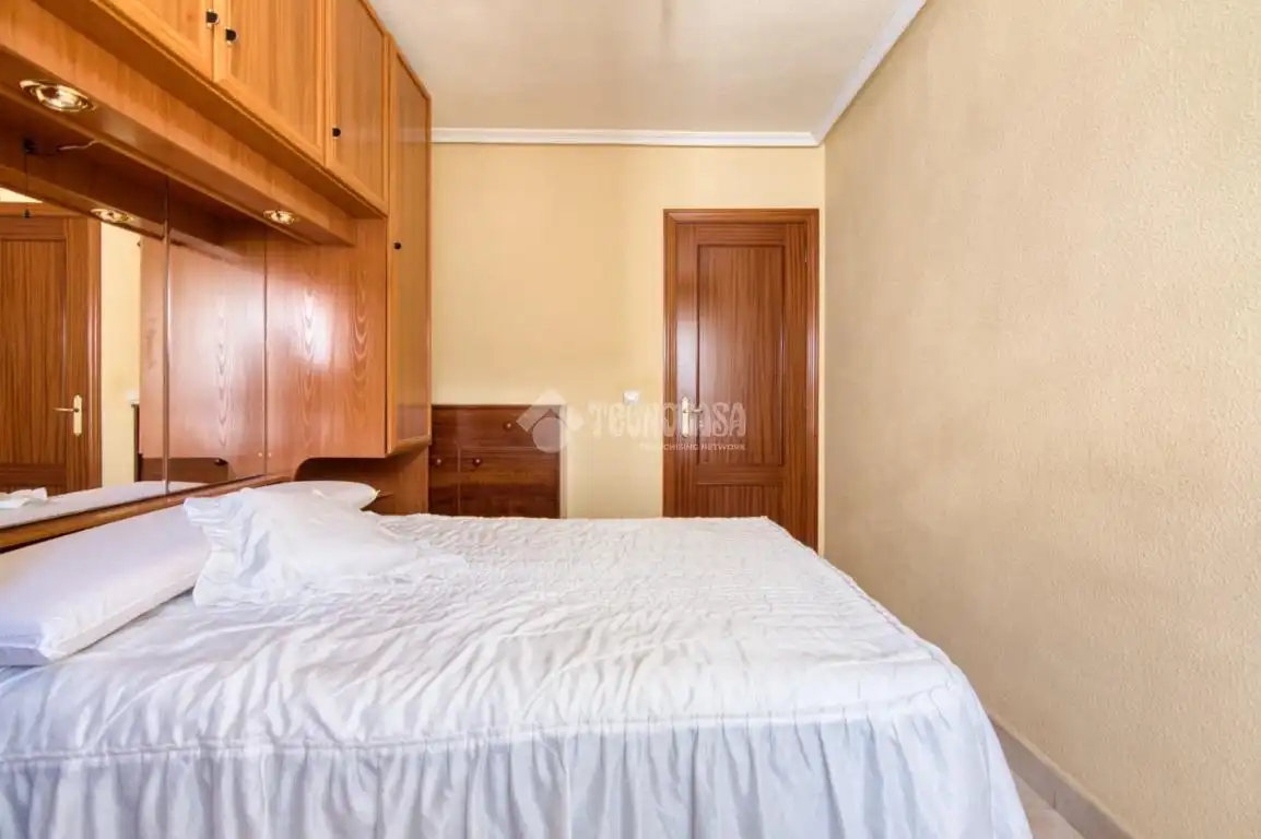 Bedroom of Flat for sale in Salamanca  with Heating and Balcony
