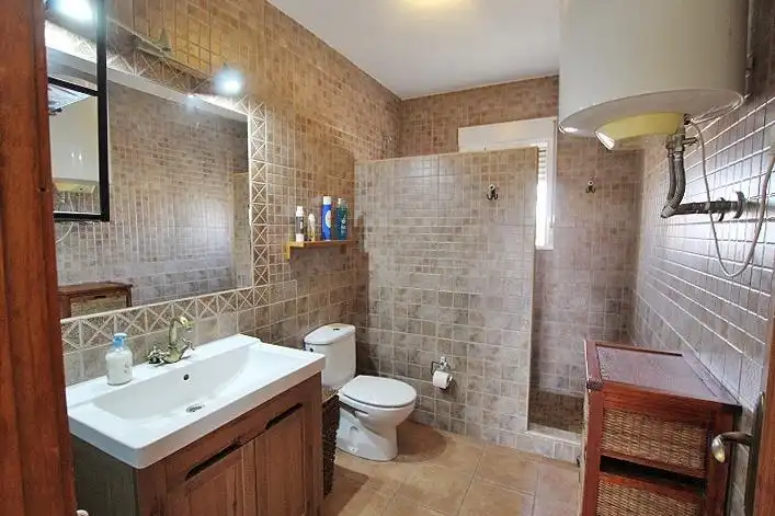 Baño de Finca rústica en venta en Daya Nueva con Jardín privado, Terraza y Trastero