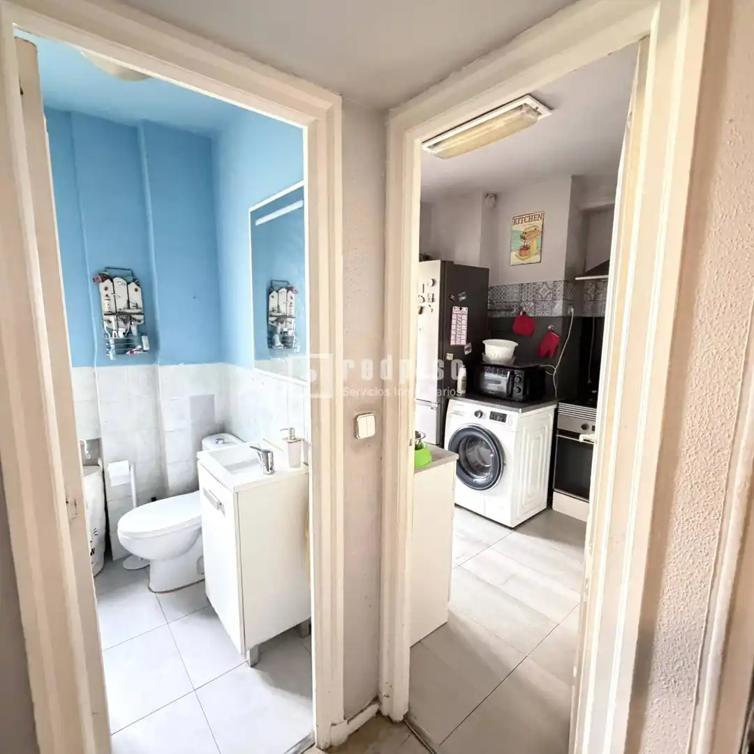 Habitación de Piso en venta en Madrid con Calefacción y Terraza