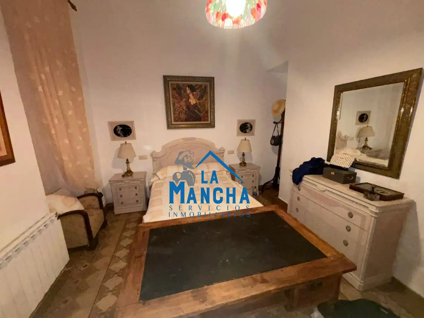 Habitación de Casa o chalet en venta en Hoya-Gonzalo con Calefacción, Jardín privado y Amueblado
