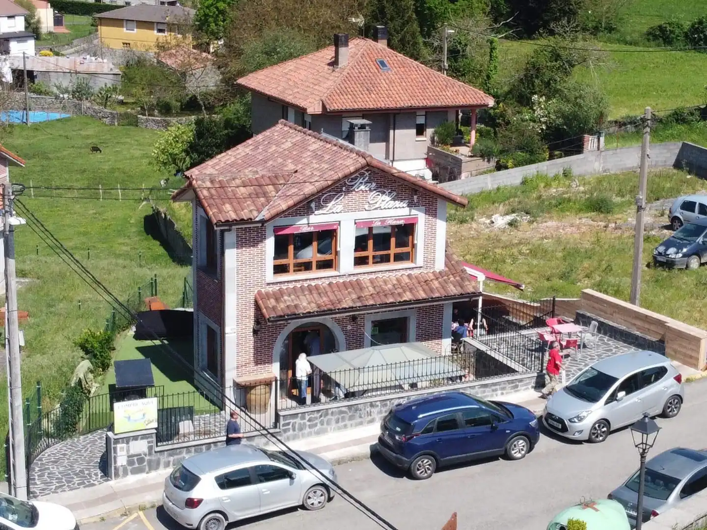 Xalet amb jardí en venda a DE LA COTERA