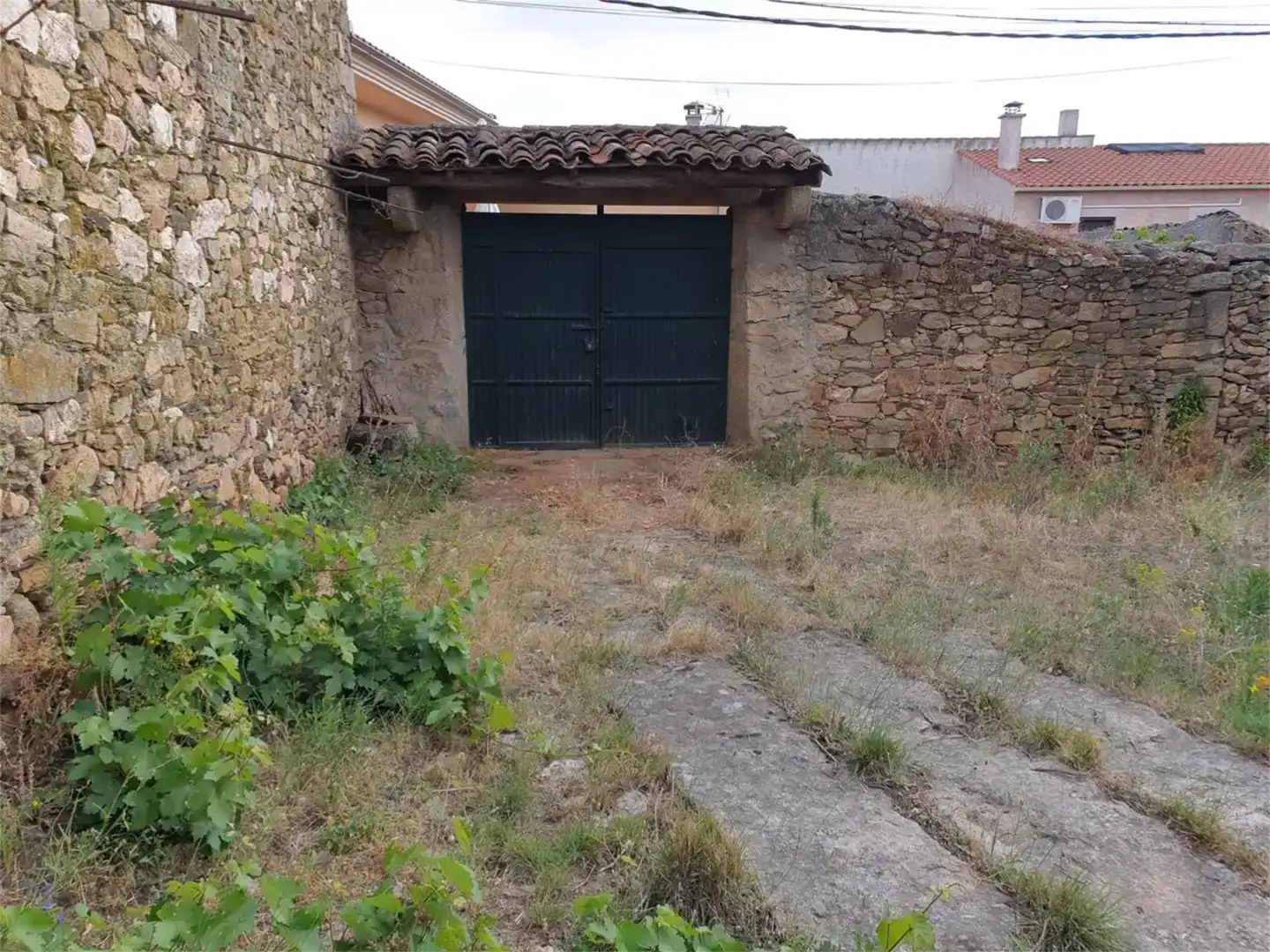 Parking de Finca rústica en venta en Villar de Ciervo con Jardín privado, Trastero y Amueblado