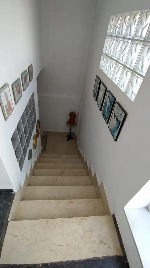 Einfamilien-Reihenhaus zum Verkauf in Manises mit Klimaanlage, Heizung und Terrasse