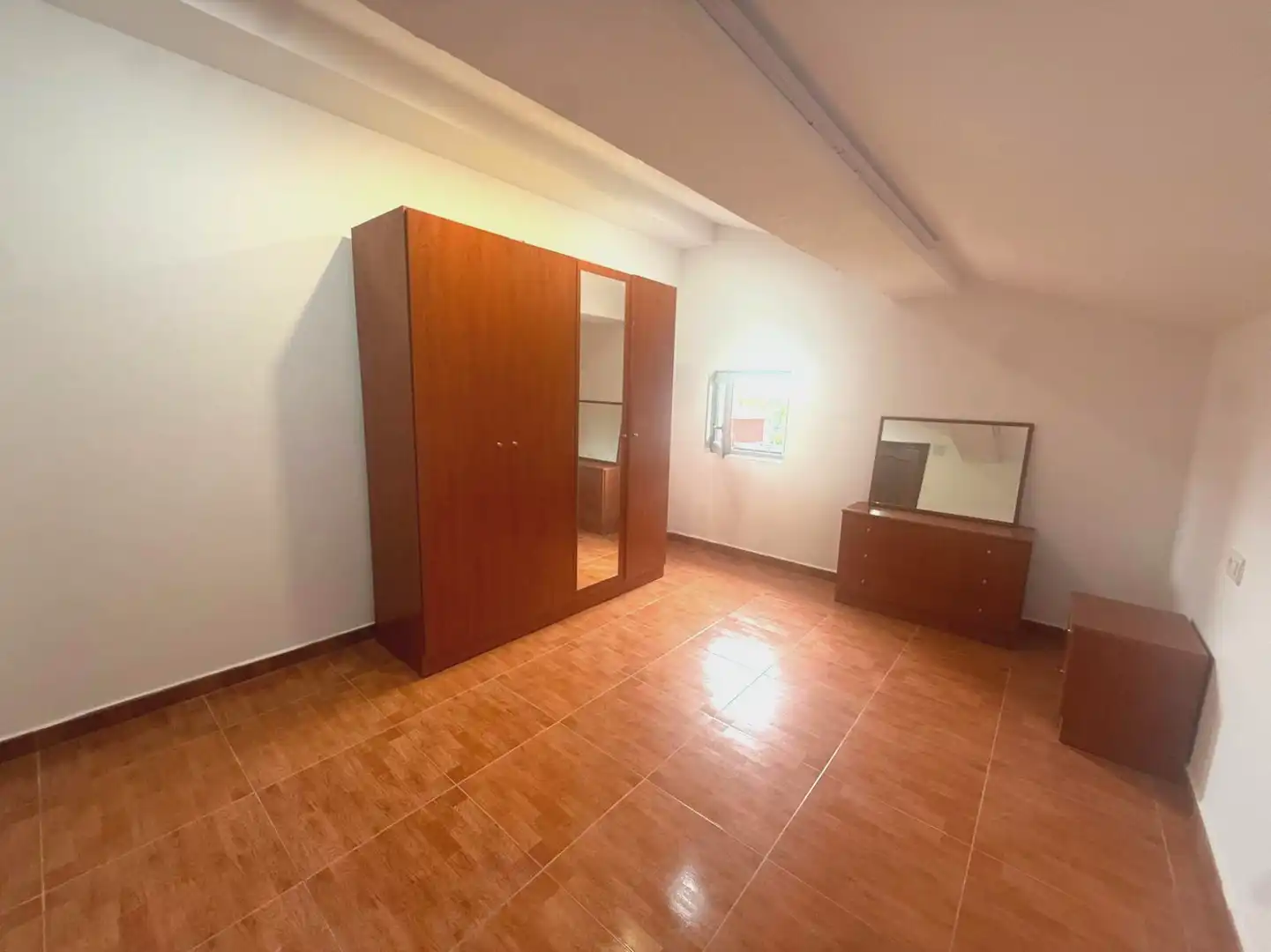 Casa adosada en venta en Avilés con Calefacción, Jardín privado y Terraza