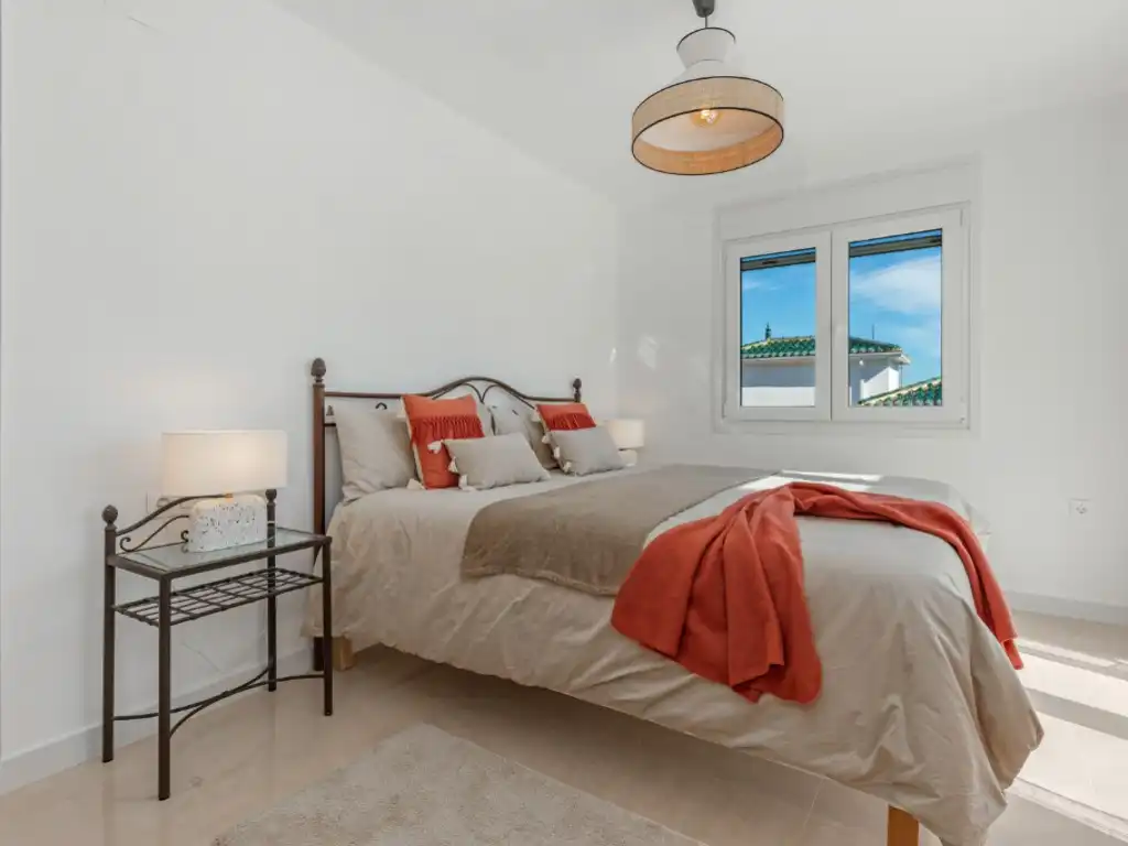 Bedroom of Houses for sale in El Campello  with Air Conditioner, Private garden and Swimming Pool