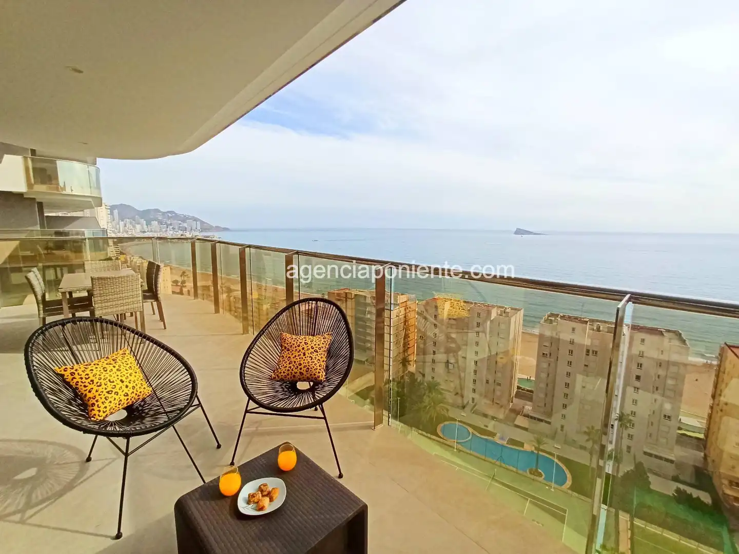 Terrace of Flat for rent in Benidorm  with Air Conditioner, Terrace and Furnished