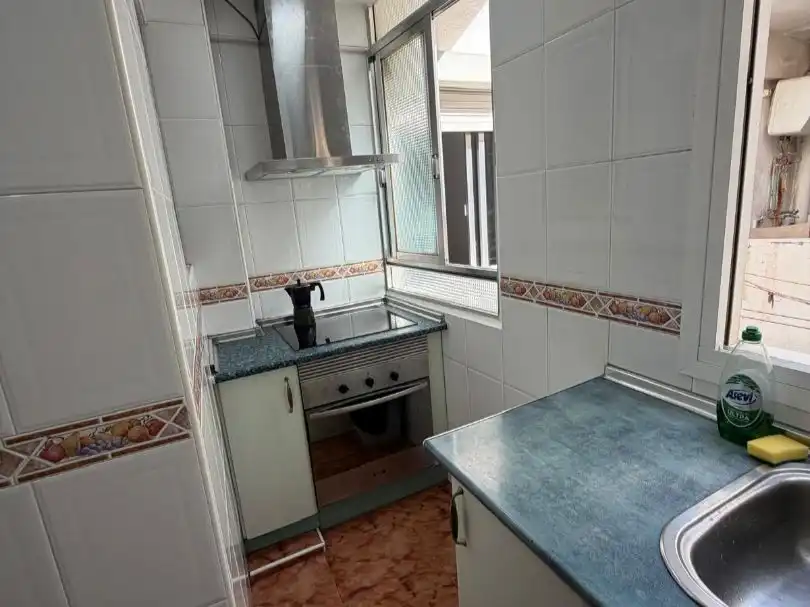 Kitchen of Flat for share in Nueva Andalucía