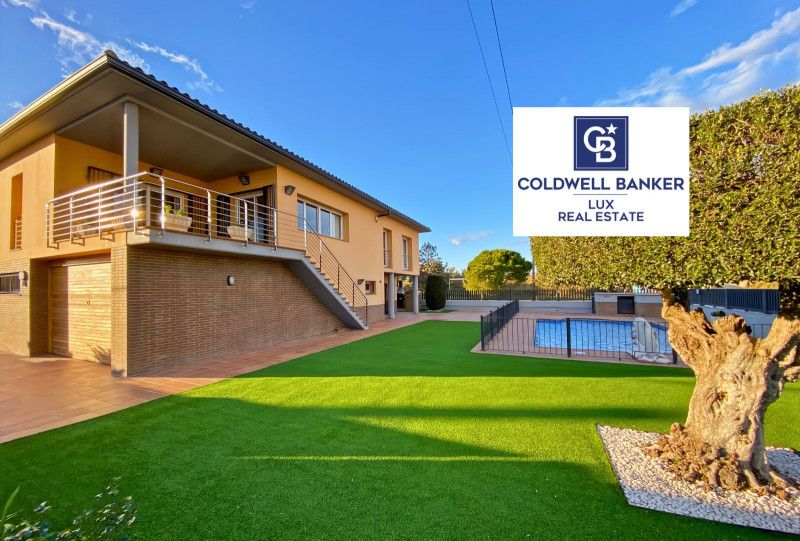 Swimming pool of House or chalet for sale in Vilamalla  with Heating, Terrace and Swimming Pool