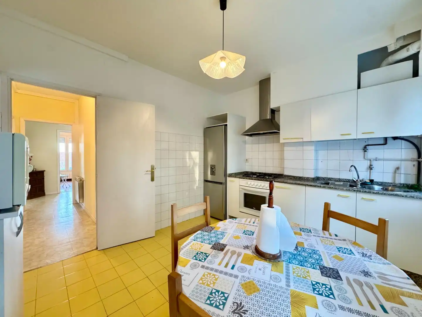 Kitchen of Flat for sale in Vilanova de Arousa  with Heating, Terrace and Furnished