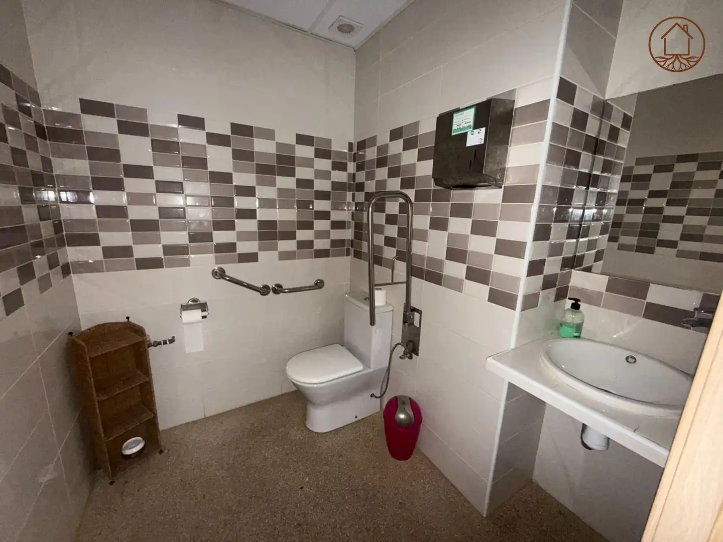 Badezimmer von Geschaftsraum zum Verkauf in Elche / Elx